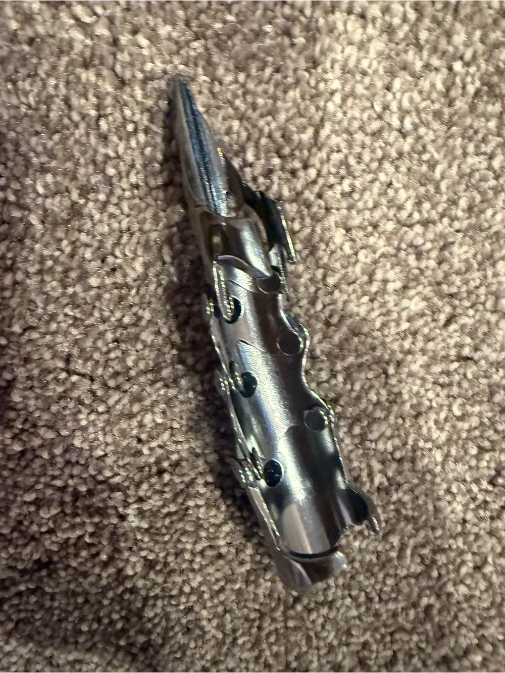 No Label black metallic